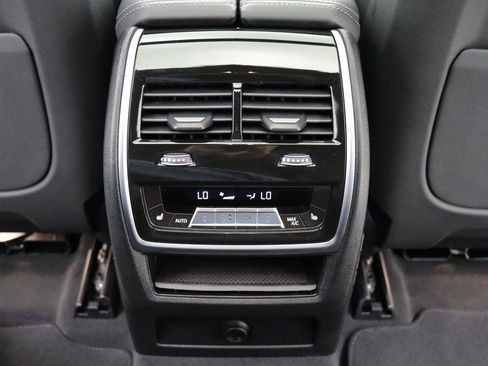 Used 2026 BMW X6 M60i image 31