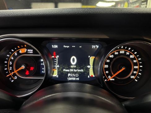 Used 2020 Jeep Gladiator Sport w/ Quick Order Package 24S AWD/4WD image 19