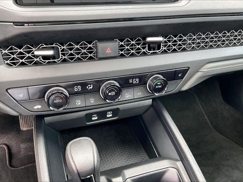 Used 2024 Honda Accord EX image 31