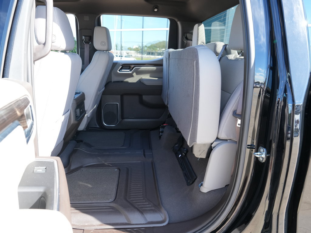 Used 2022 Chevrolet Silverado 1500 RST w/ Z71 Off-Road Package AWD/4WD image 24