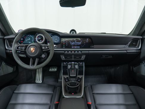 Used 2025 Porsche 911 Turbo S AWD/4WD image 21