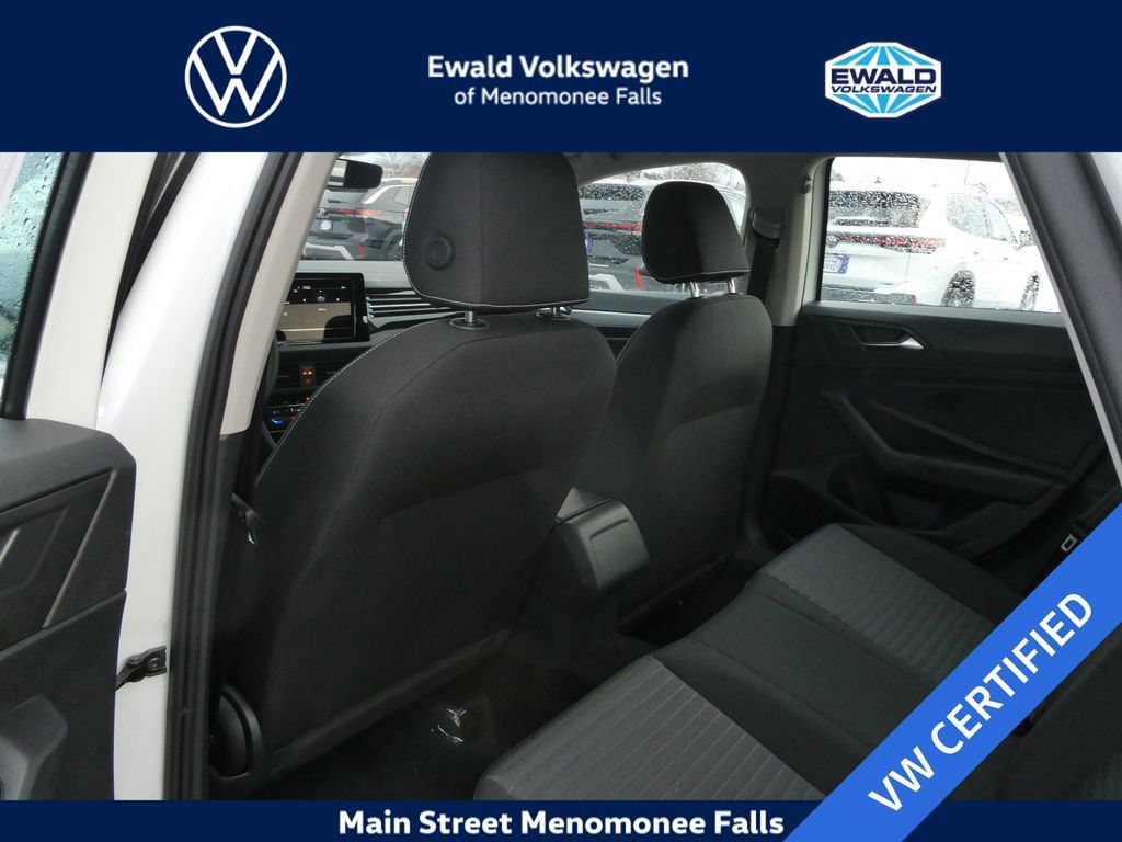 Certified 2026 Volkswagen Jetta S FWD image 5