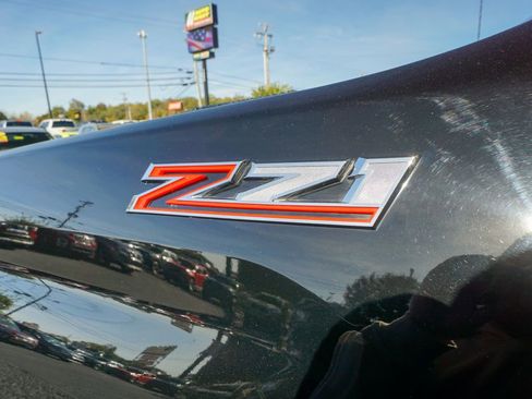 Used 2020 Chevrolet Silverado 2500 LTZ w/ LTZ Premium Package image 11