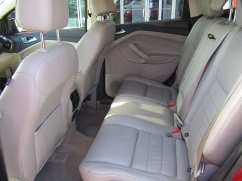 Used 2016 Ford Escape Titanium FWD image 15