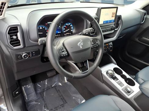 Used 2024 Ford Bronco Sport Outer Banks AWD/4WD image 22