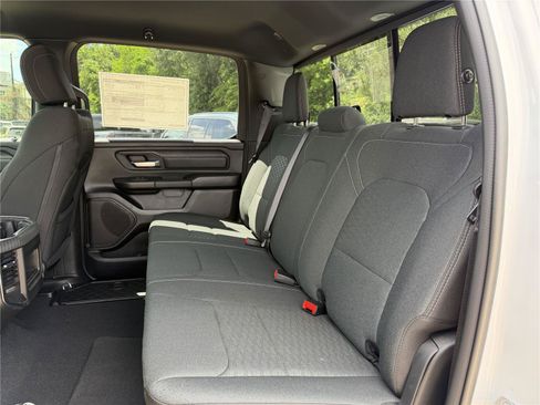 New 2026 RAM 1500 Express AWD/4WD image 17