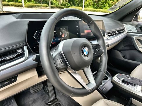 New 2025 BMW X1 xDrive28i w/ Technology Package image 18