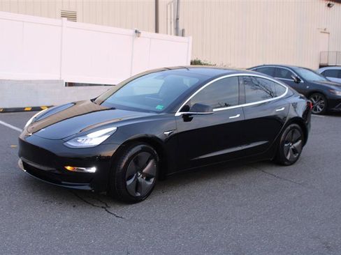 Used 2018 Tesla Model 3 Long Range image 4
