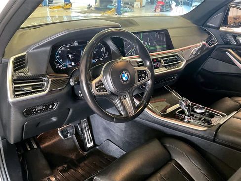 Used 2022 BMW X5 M50i w/ Executive Package image 17