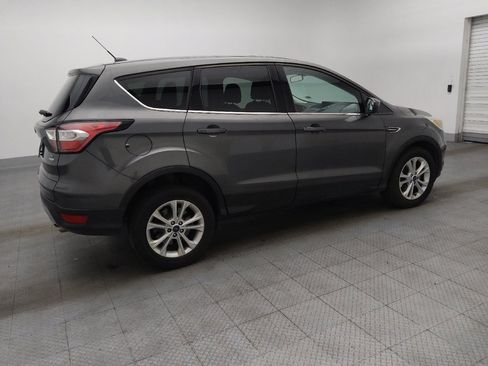 Used 2017 Ford Escape SE image 10