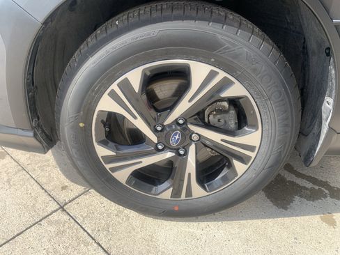 Used 2024 Subaru Crosstrek 2.0i Premium image 34