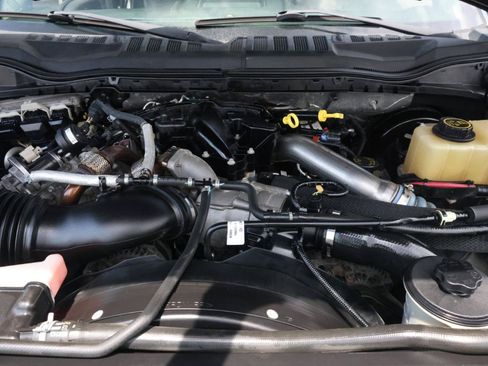 Used 2017 Ford F350 Lariat w/ Lariat Ultimate Package AWD/4WD image 35