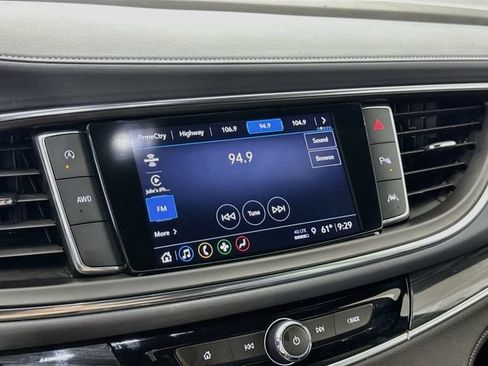 Used 2022 Buick Enclave Essence w/ Experience Buick Package AWD/4WD image 15