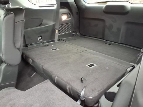 Used 2023 Ford Explorer XLT w/ Equipment Group 202A AWD/4WD image 11
