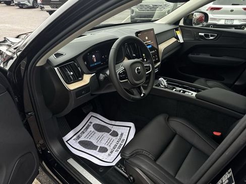 New 2026 Volvo XC60 B5 Ultra w/ Protection Package Premier AWD/4WD image 10