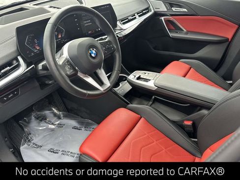 Certified 2025 BMW X2 xDrive28i w/ Premium Package image 2