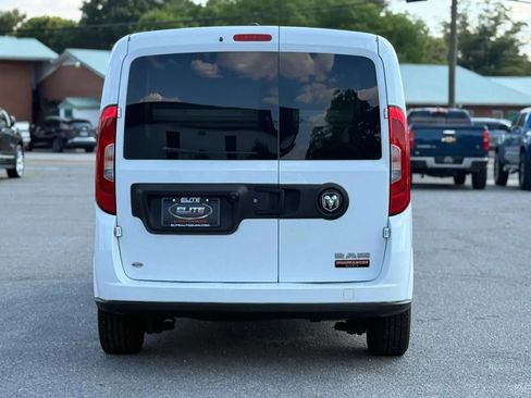 Used 2022 RAM ProMaster City Tradesman w/ Window Group 05 FWD image 8