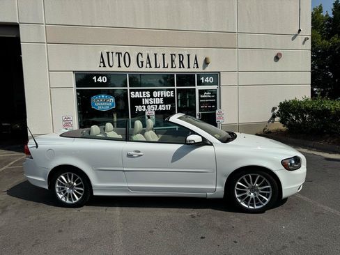 Used 2009 Volvo C70 T5 FWD image 35