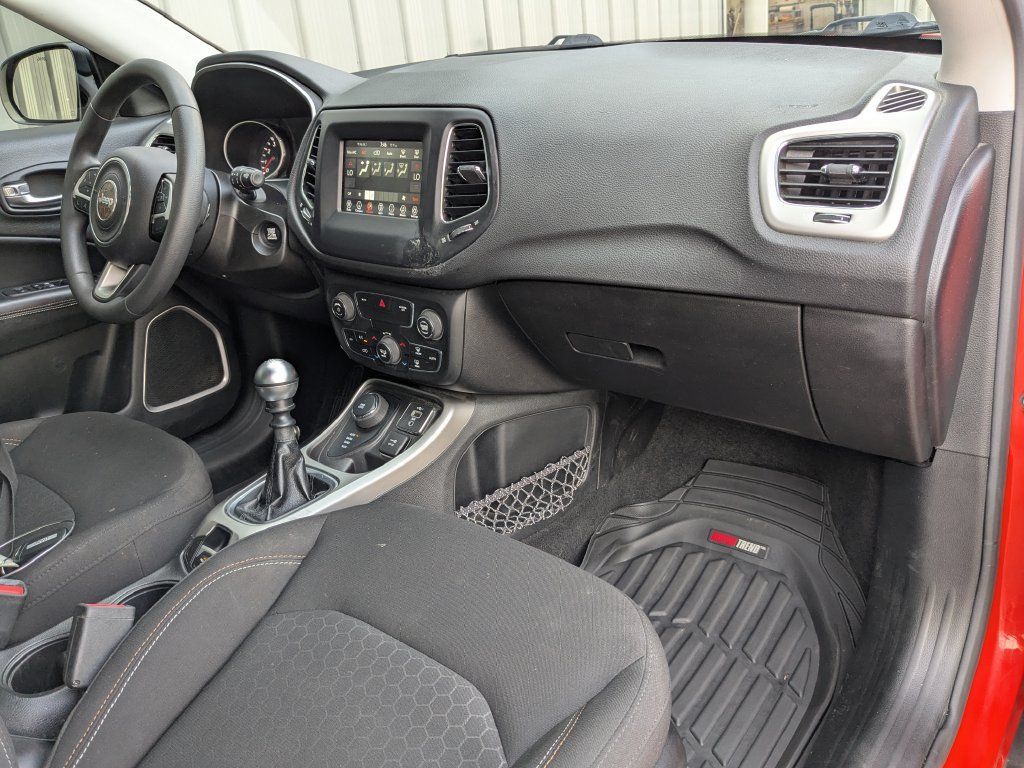 Used 2020 Jeep Compass Sport AWD/4WD image 4