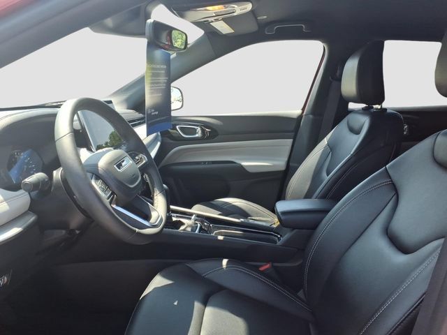 Used 2025 Jeep Compass Limited AWD/4WD image 7