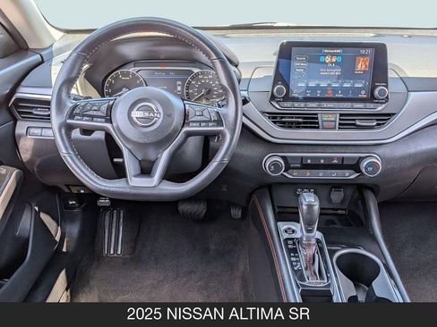 Certified 2025 Nissan Altima 2.5 SR FWD image 13