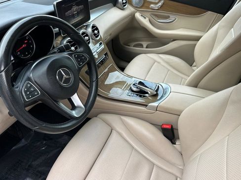 Used 2018 Mercedes-Benz GLC 300 image 4