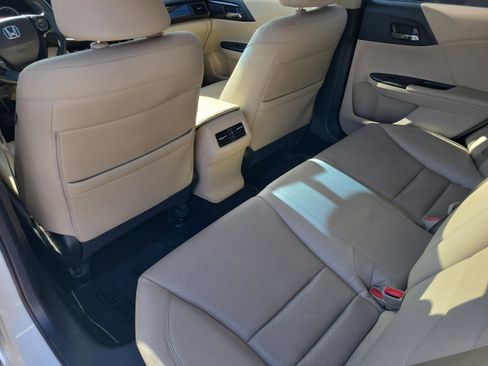 Used 2016 Honda Accord EX-L image 14