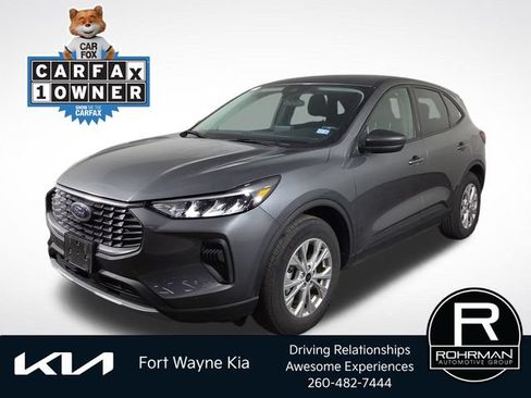 Used 2025 Ford Escape Active FWD image 1
