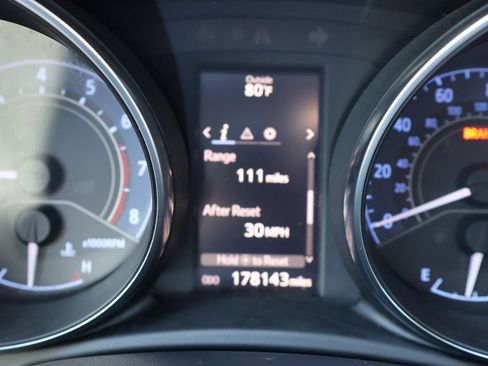 Used 2016 Scion iM FWD image 22