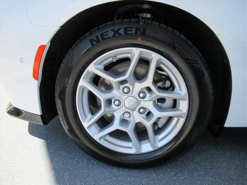 Used 2025 Dodge Charger R/T w/ Quick Order Package 25M R/T image 7