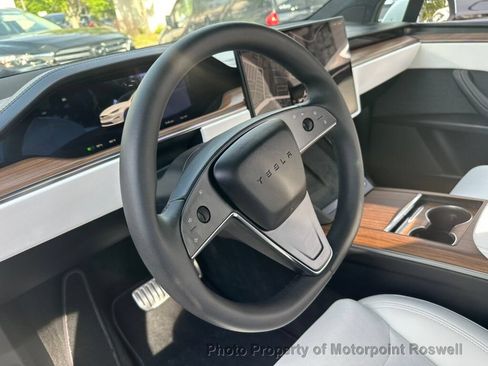 Used 2026 Tesla Model X AWD/4WD image 16