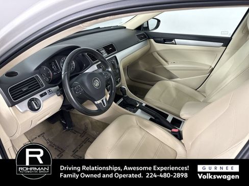 Used 2012 Volkswagen Passat TDI SE FWD image 4
