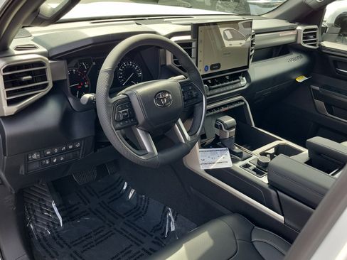 New 2026 Toyota Tundra SR5 AWD/4WD image 17