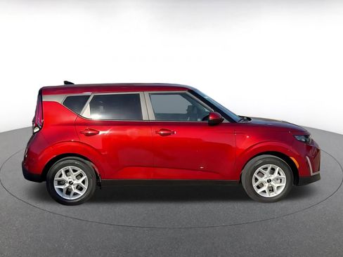 Used 2025 Kia Soul LX w/ LX Technology Package image 17