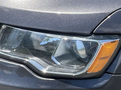 Used 2020 Jeep Grand Cherokee Limited AWD/4WD image 9