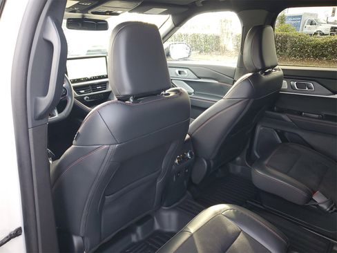 Certified 2025 Ford Explorer ST w/ Sun And Sound Package image 10