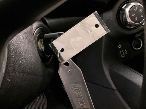 New 2025 Nissan Versa S w/ Trunk Package image 28