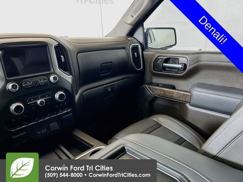 Used 2022 GMC Sierra 1500 Denali w/ Denali Premium Package AWD/4WD image 28