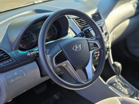 Used 2017 Hyundai Accent SE image 13