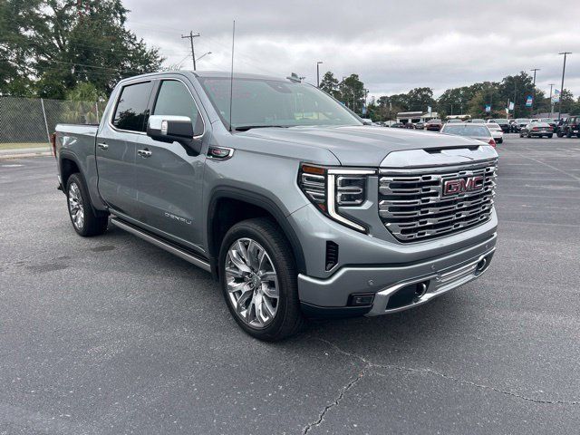 Used 2025 GMC Sierra 1500 Denali w/ Denali Reserve Package AWD/4WD image 6