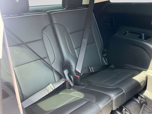Used 2020 GMC Acadia Denali FWD image 30