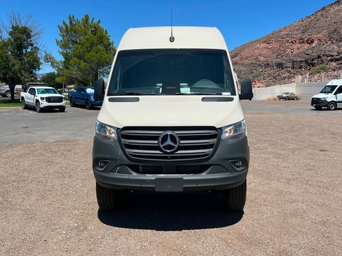 New 2026 Mercedes-Benz Sprinter 2500 image 8