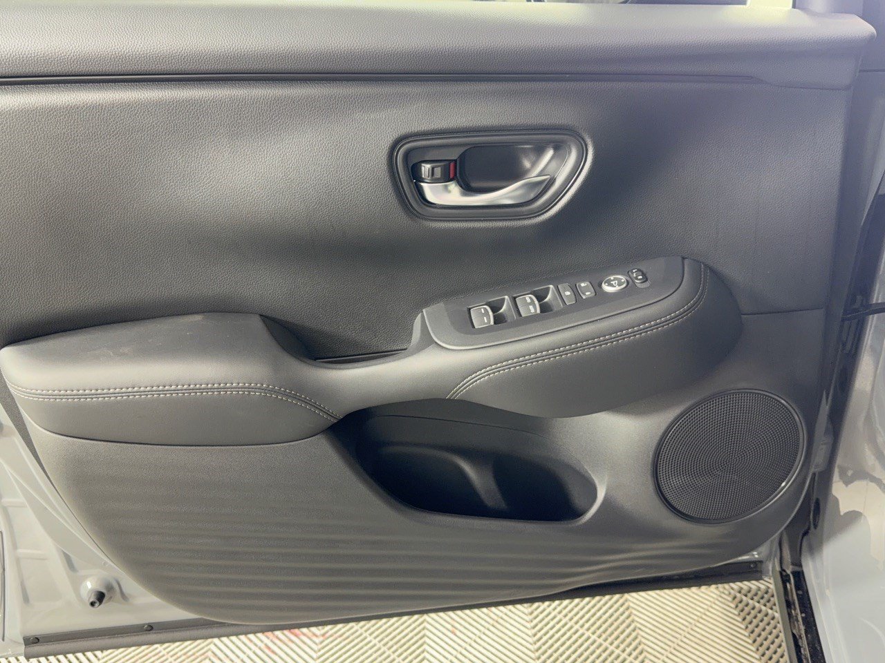 New 2027 Honda HR-V EX-L image 14