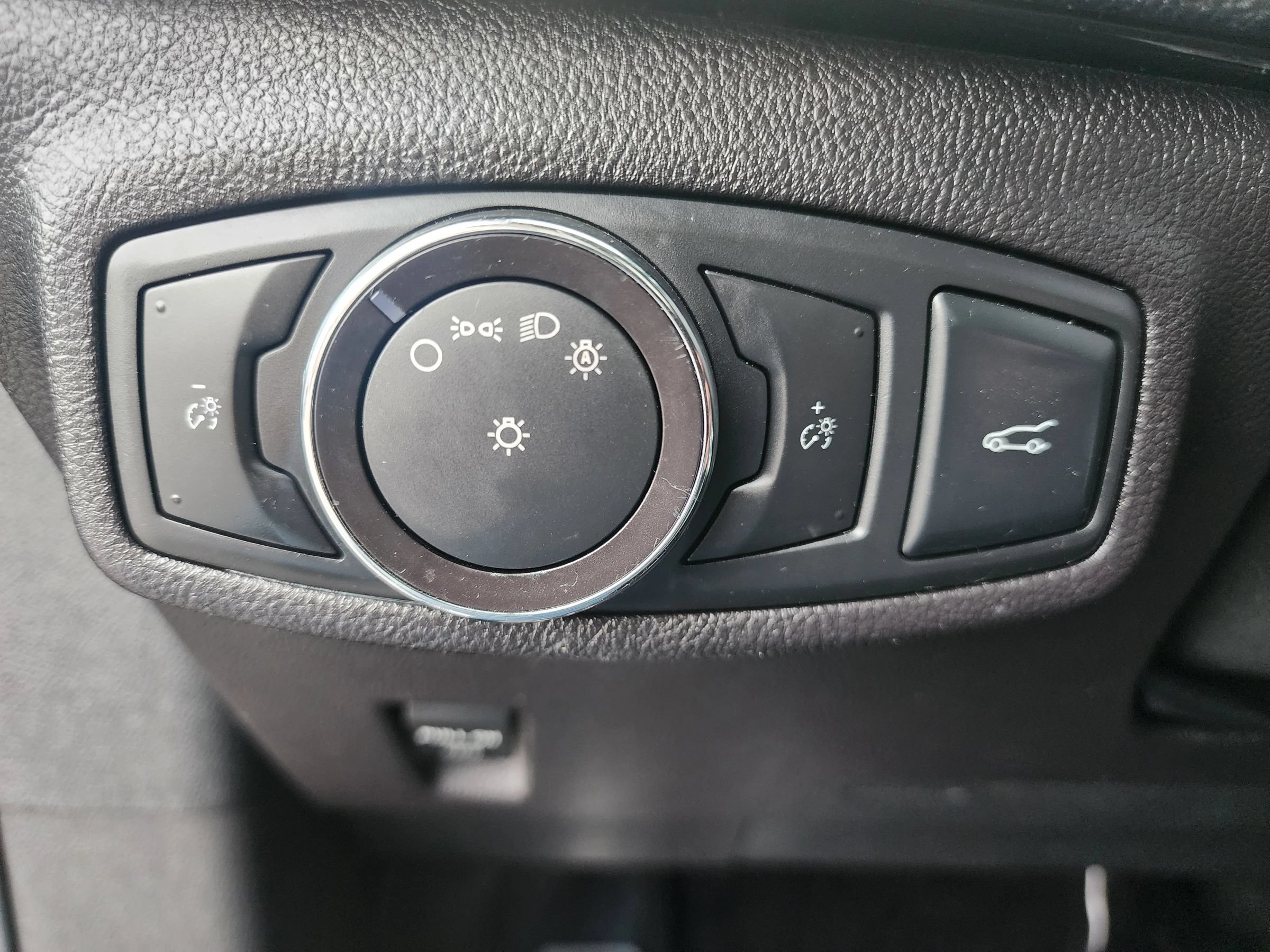 Used 2017 Lincoln MKC Premiere AWD/4WD image 16