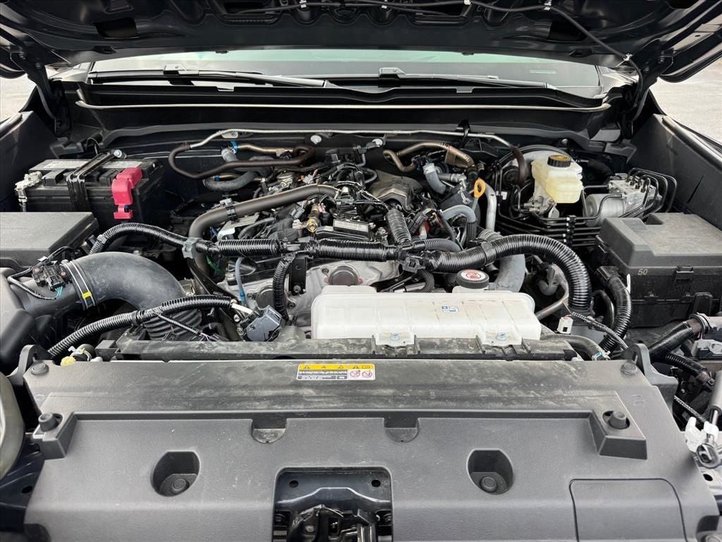 Used 2025 Toyota Tacoma SR AWD/4WD image 15