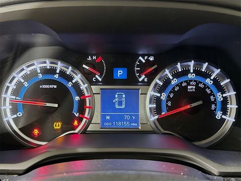 Used 2018 Toyota 4Runner SR5 image 10