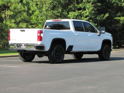 Used 2022 Chevrolet Silverado 2500 LT w/ Fleet Comfort Package AWD/4WD image 7