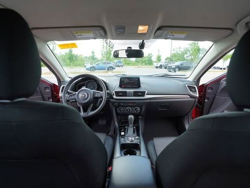 Used 2017 MAZDA MAZDA3 Sport FWD image 23