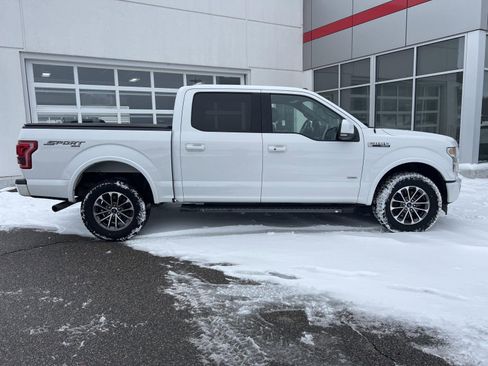 Used 2017 Ford F150 Lariat image 16