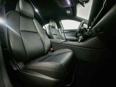 Used 2019 MAZDA MAZDA3 Hatchback FWD image 30